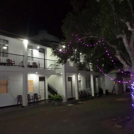 Romana Rest Kataragama Εξωτερικό φωτογραφία