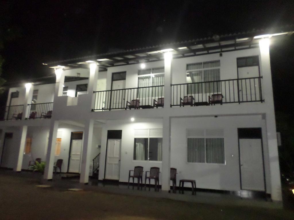 Romana Rest Kataragama Εξωτερικό φωτογραφία