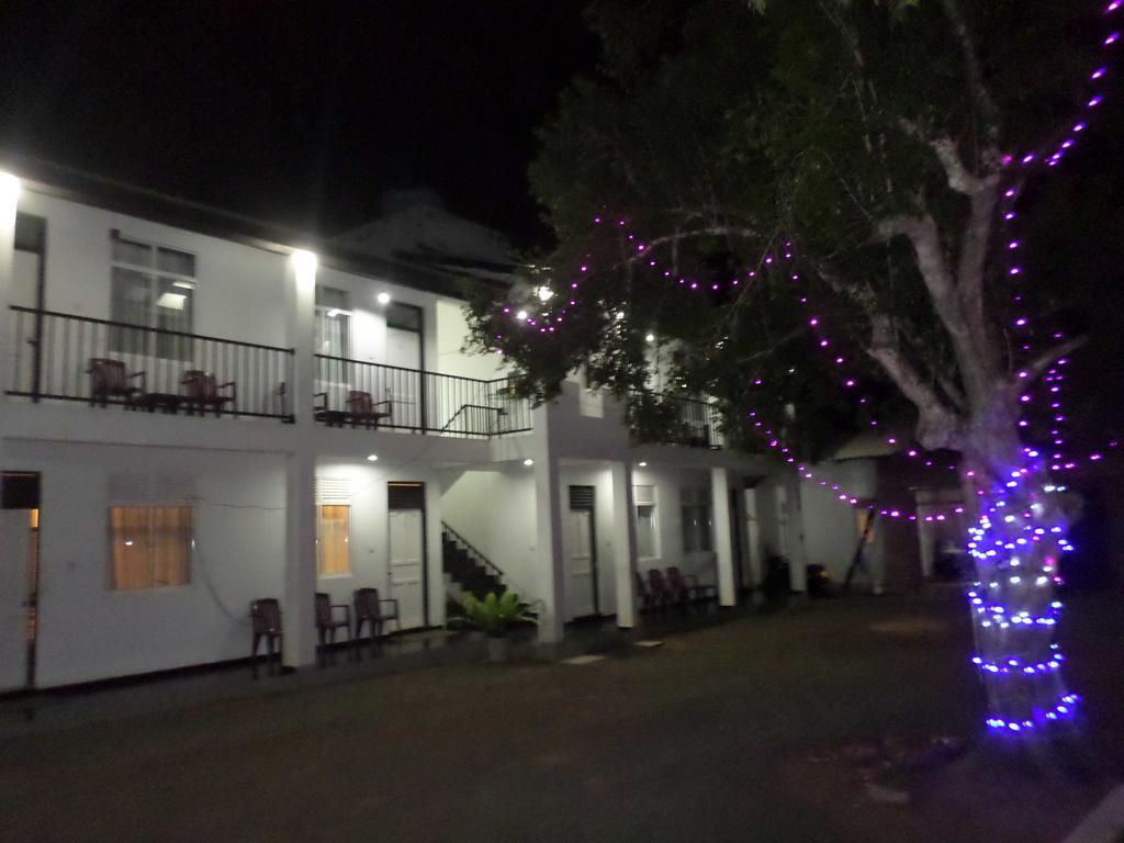 Romana Rest Kataragama Εξωτερικό φωτογραφία